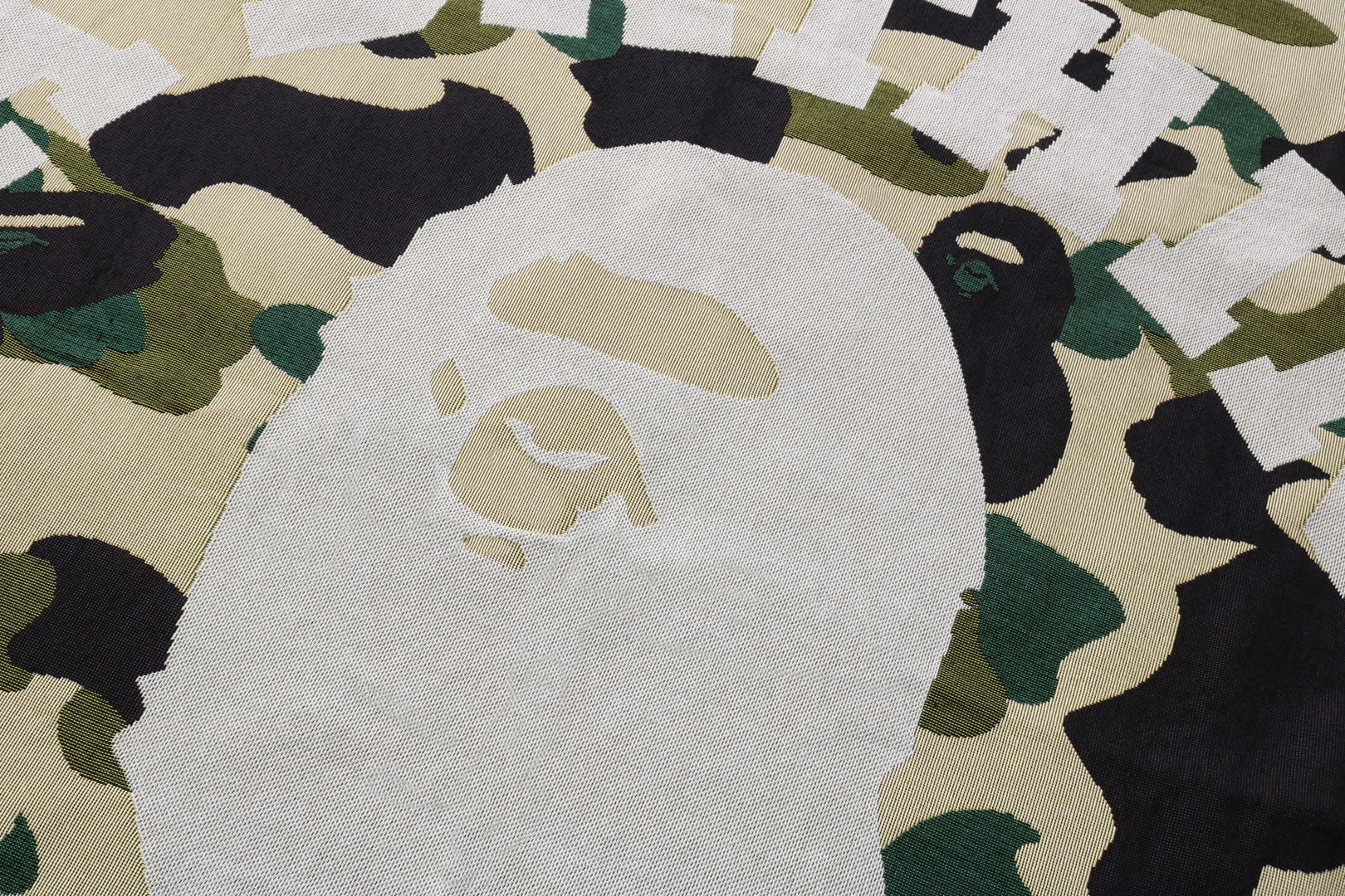 1ST CAMO JACQUARD BLANKET - Image 3