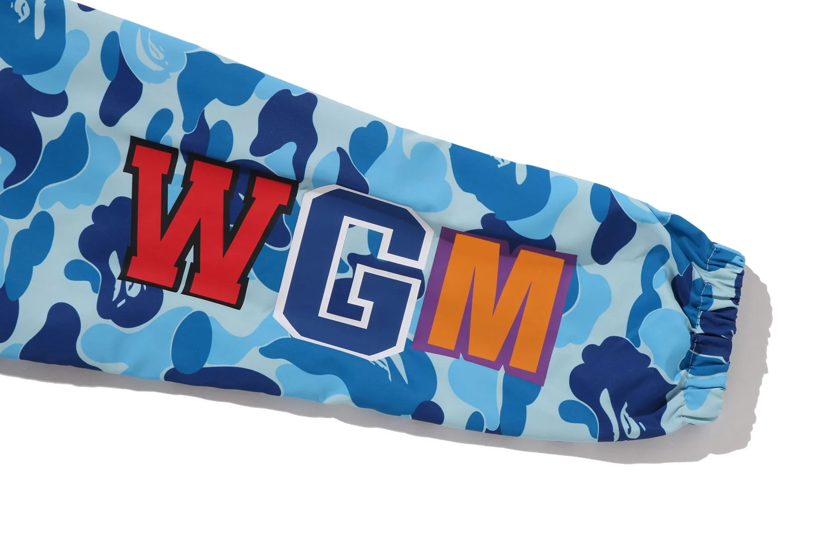 ABC CAMO SHARK HOODIE JACKET - Image 4