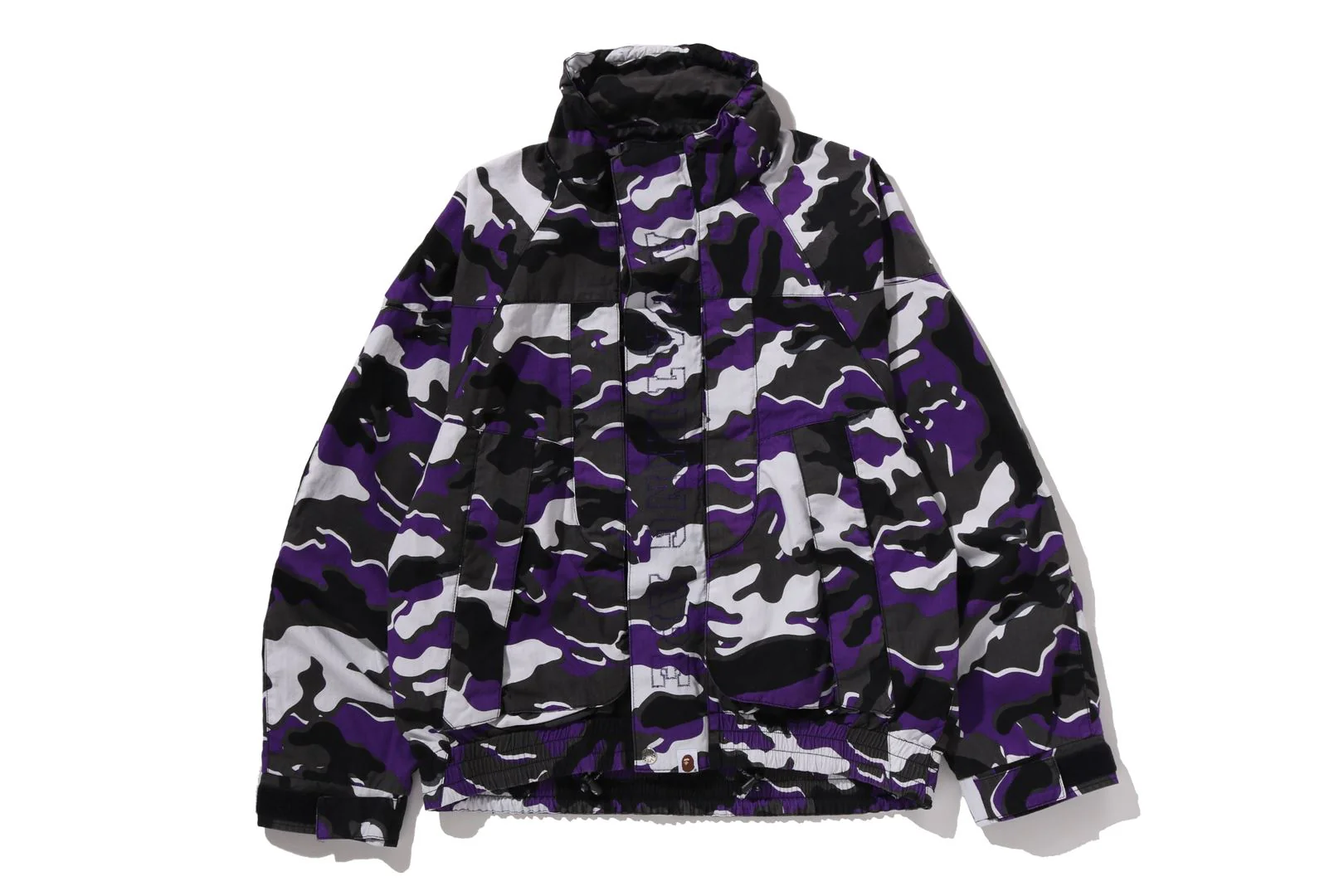 GLITCH WOODLAND CAMO SHORT SNOWBOARD JACKET - Image 2