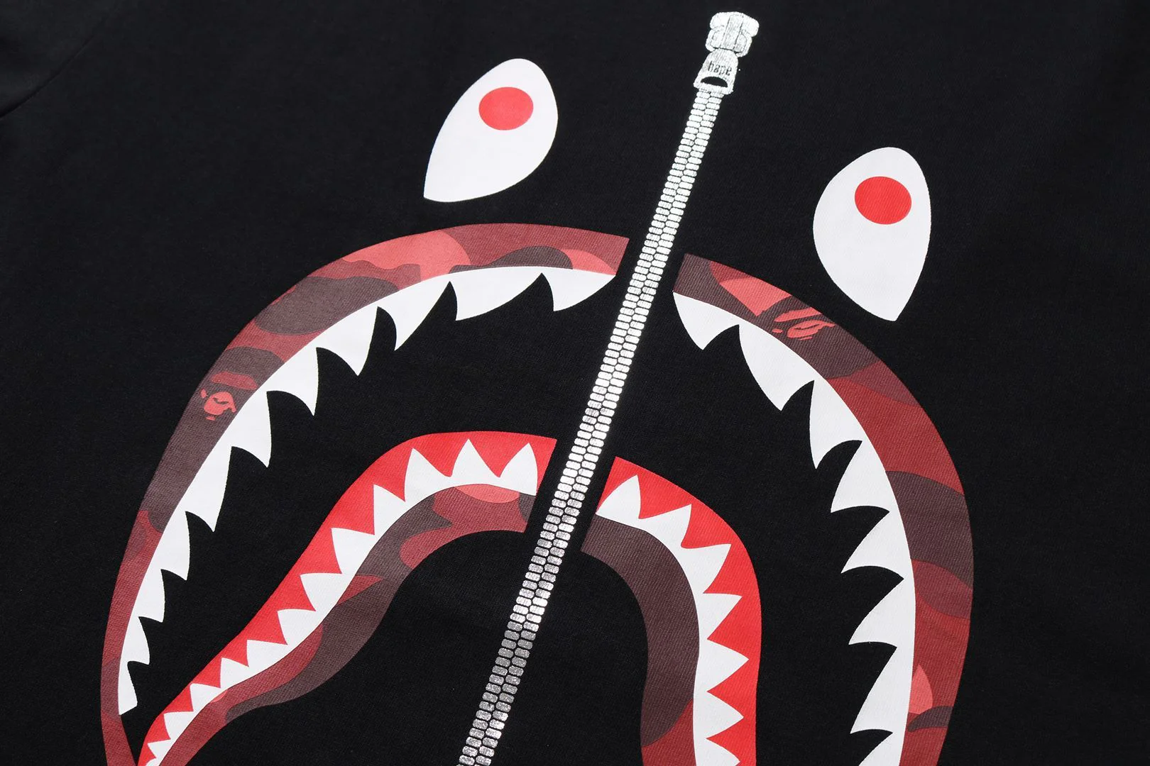 COLOR CAMO SHARK L/S TEE - Image 4
