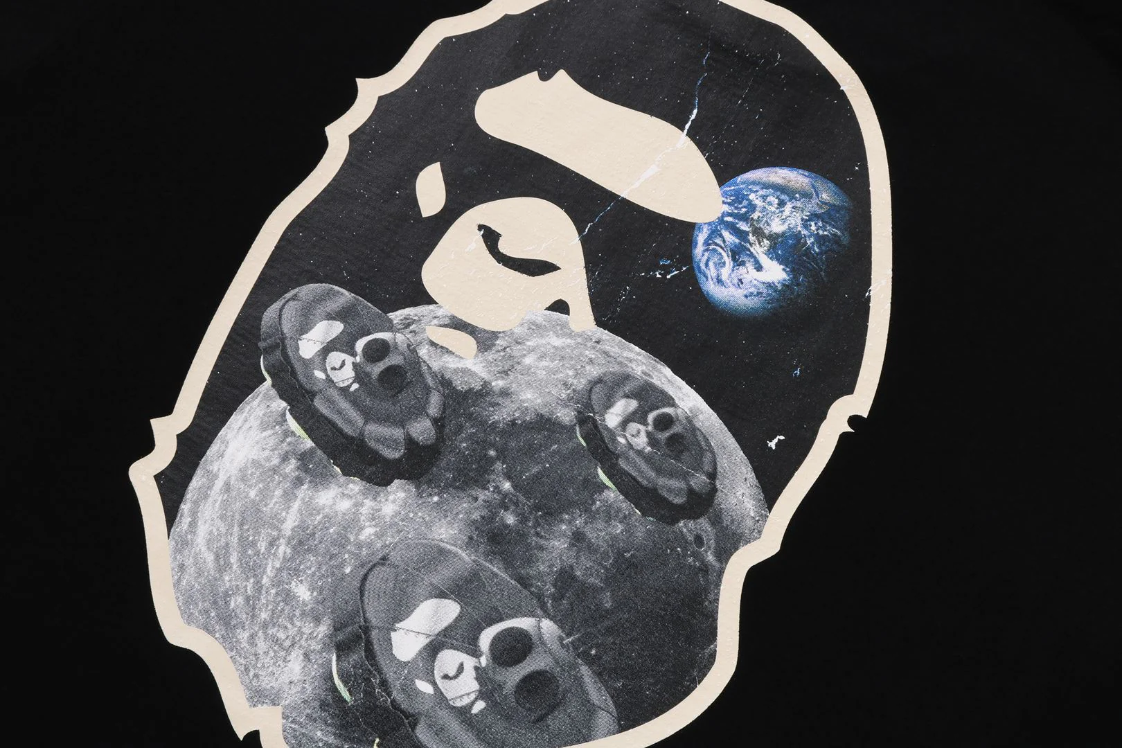 MOON APE HEAD OLD PHOTO L/S TEE - Image 4