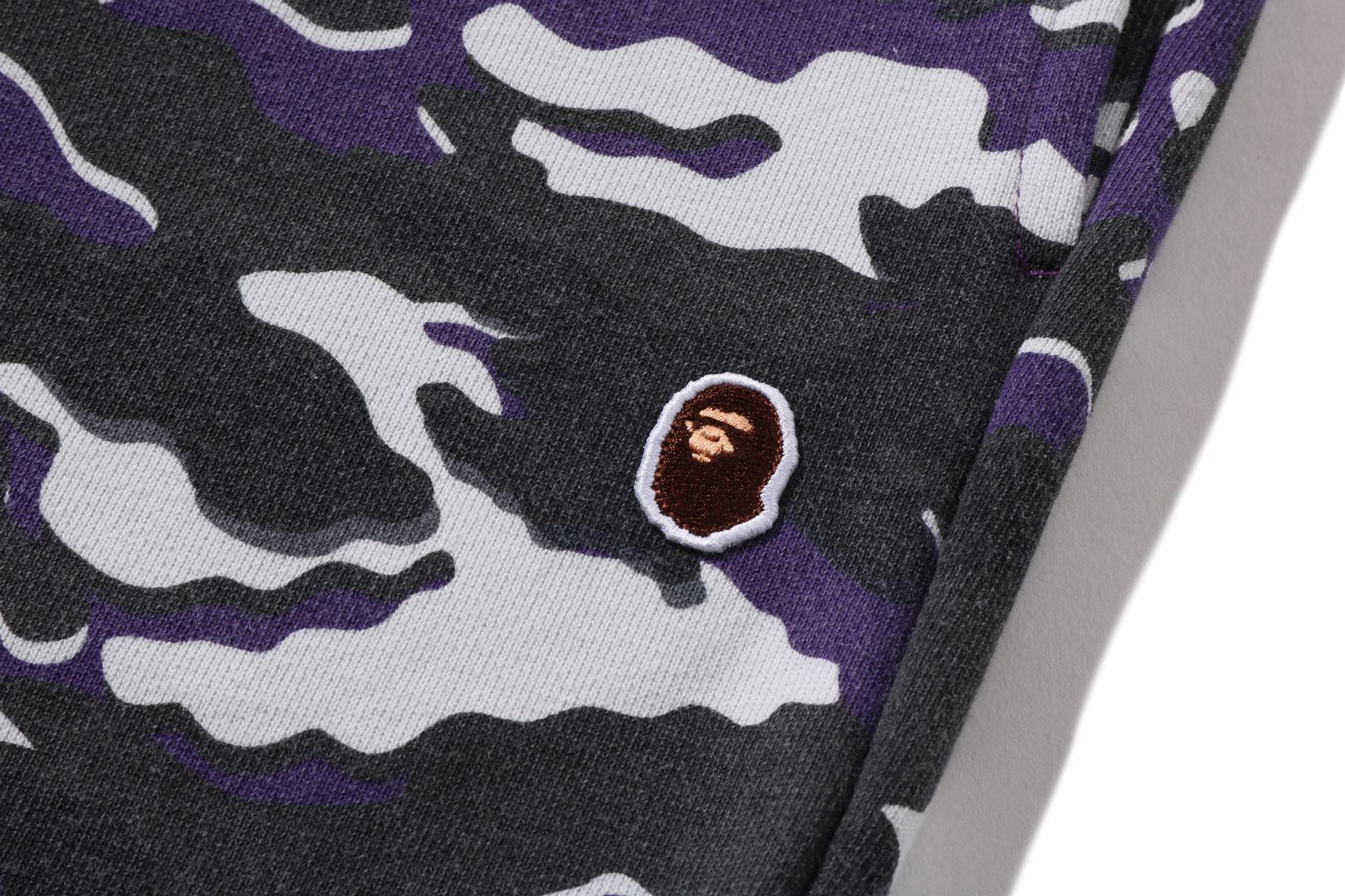 GLITCH WOODLAND CAMO RELAXED FIT SWEAT PANTS - Image 7