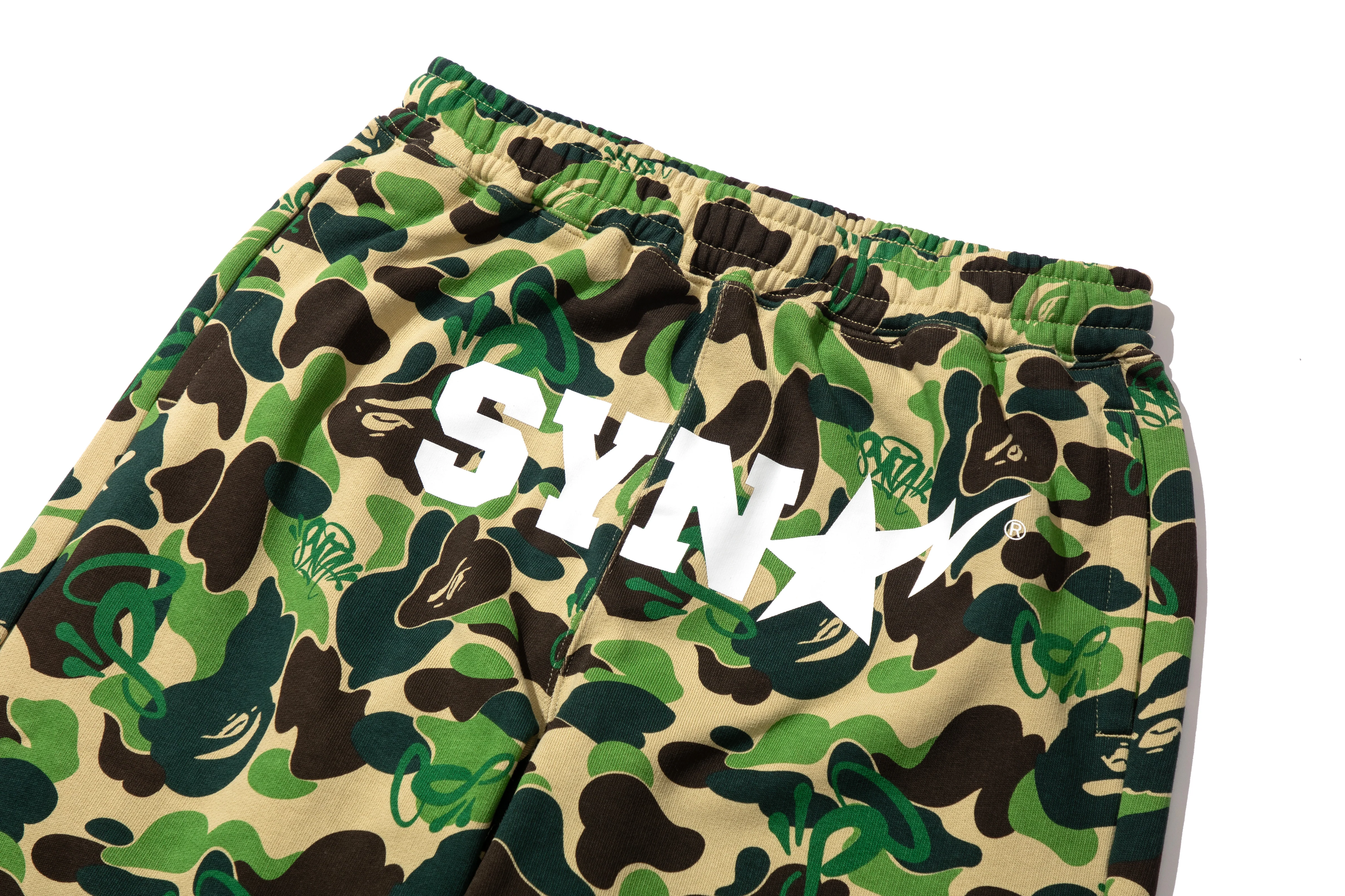 BAPE X SPOTIFY BY CENTRAL CEE CAMO RELAXED FIT SWEATPANTS - Image 6