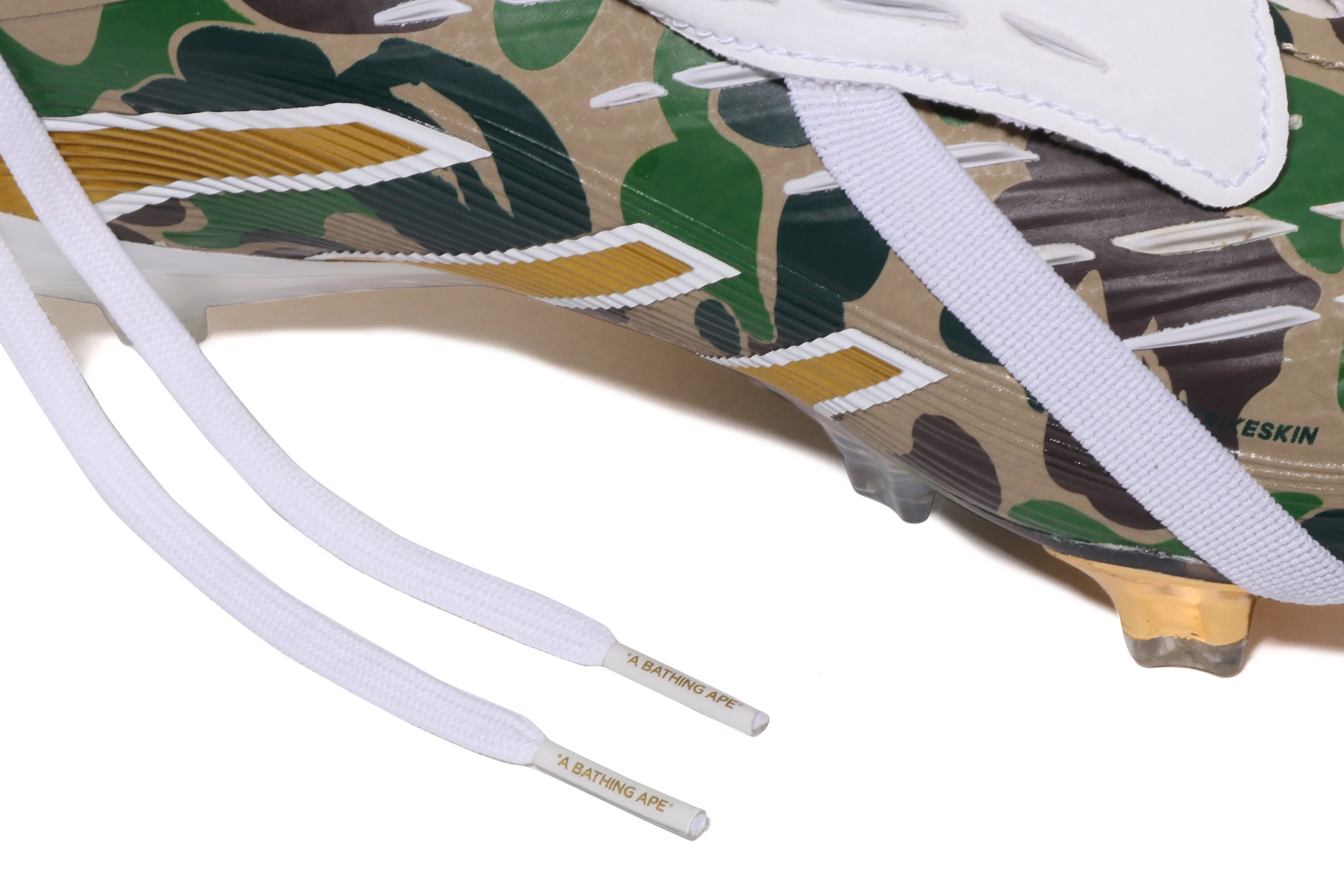 BAPE X ADIDAS - PREDATOR ELITE LADIES - Image 11
