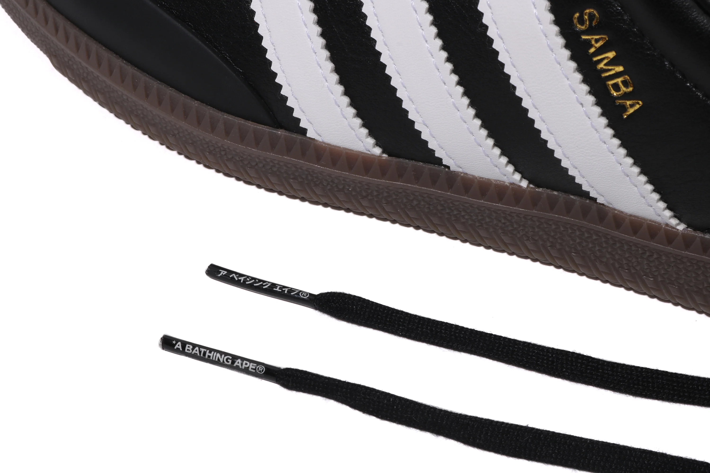 BAPE X ADIDAS - SAMBA LADIES - Image 10