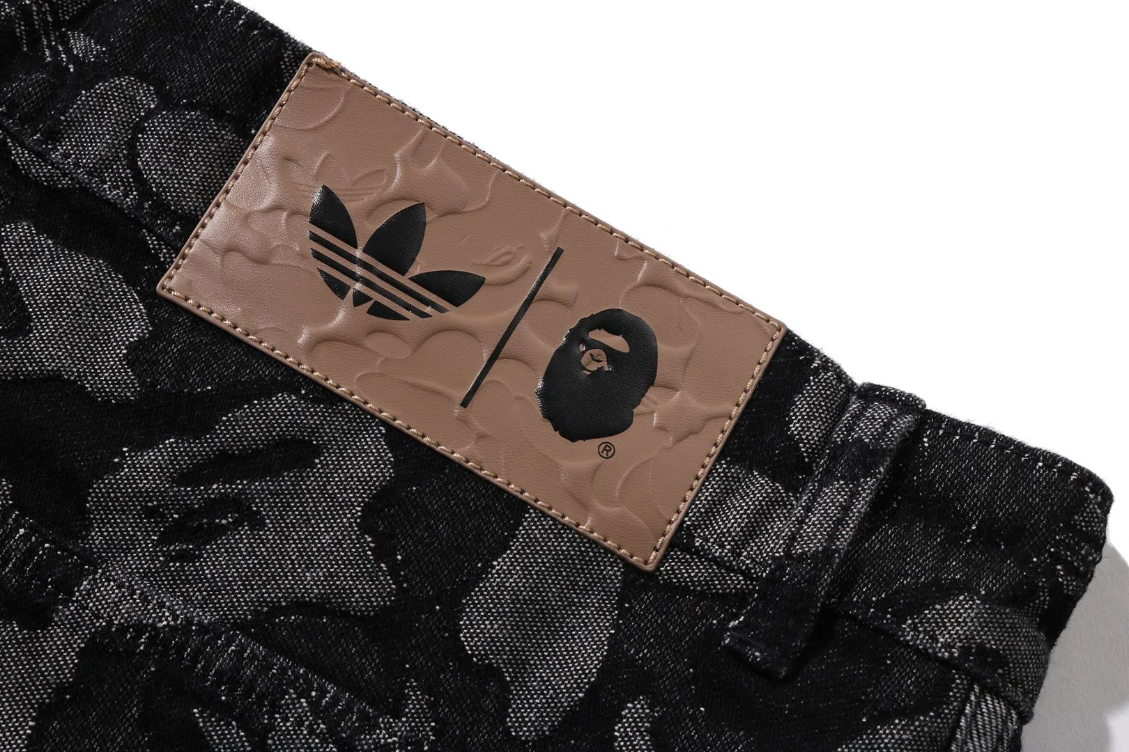 BAPE X ADIDAS CAMO JACQUARD SHARK DENIM JORTS - Image 6