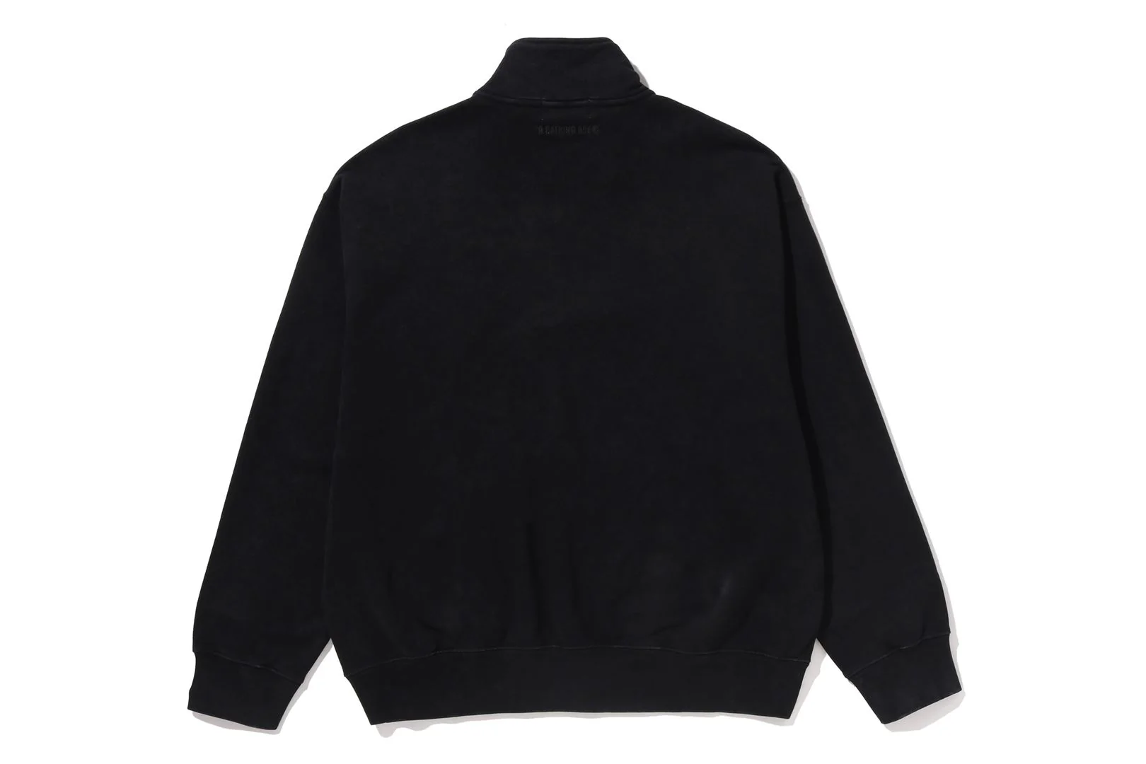 GARMENT DYE ONE POINT HALF ZIP RELAXED FIT CREWNECK SWEATSHIRT - Image 2