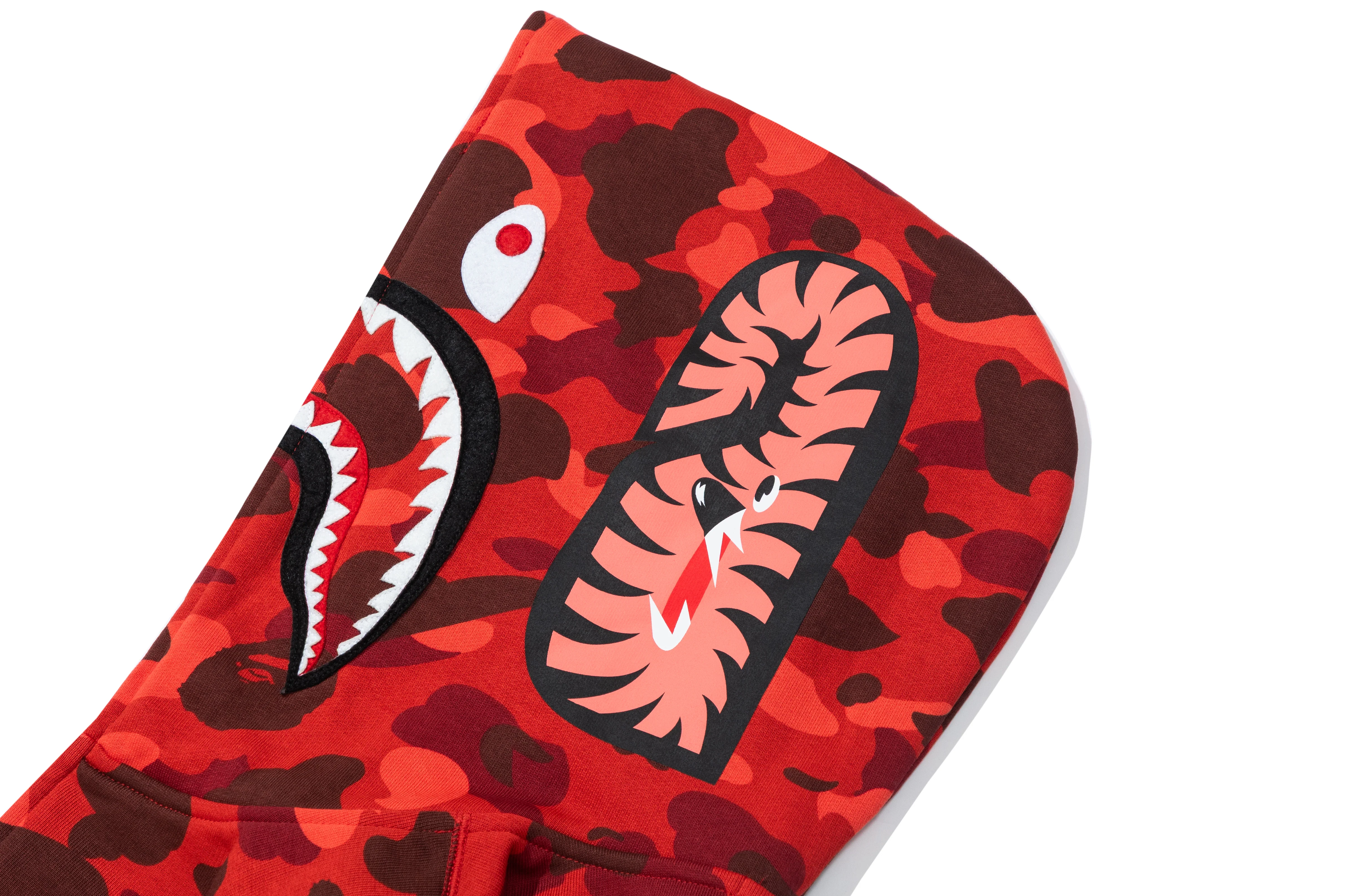 BAPE X STRAY KIDS CAMO SHARK RELAXED FIT FULL ZIP HOODIE - Image 5