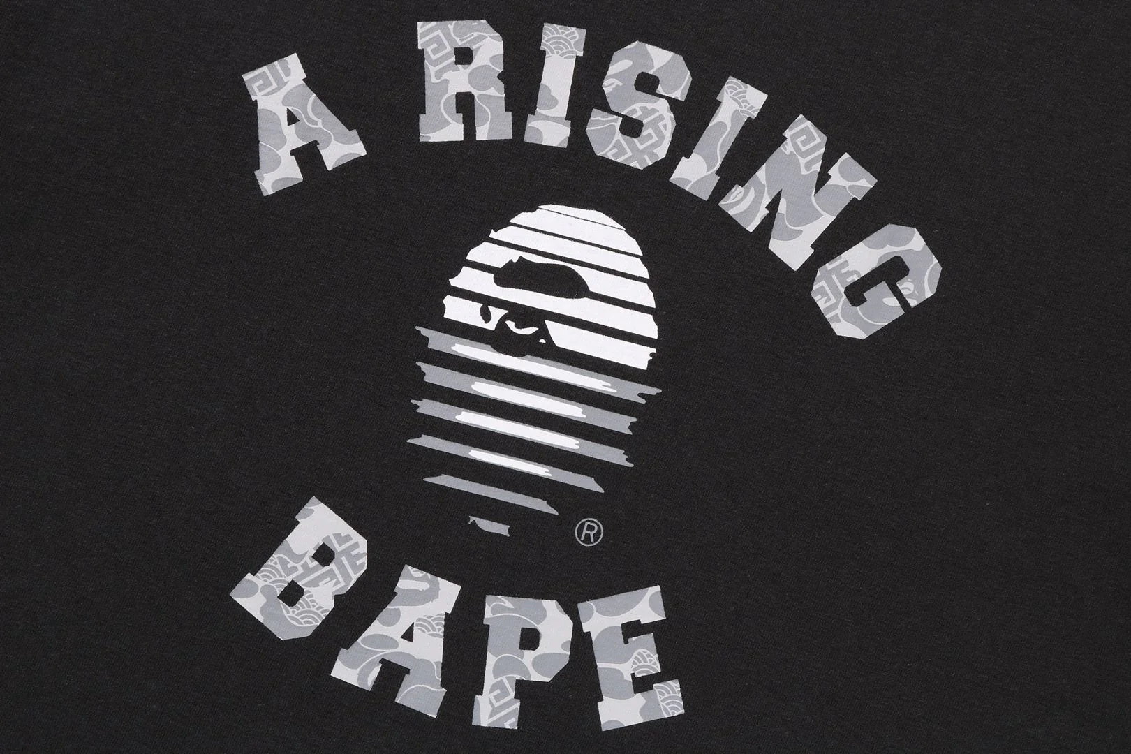 A RISING BAPE TEE - Image 2