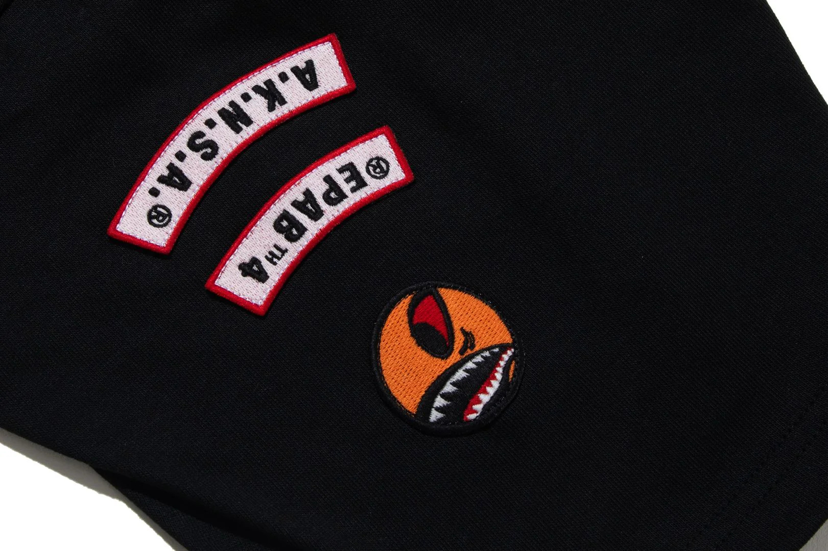 BAPE X KAZUKI KURAISHI MUTI PATCH MILITARY TEE - Image 4