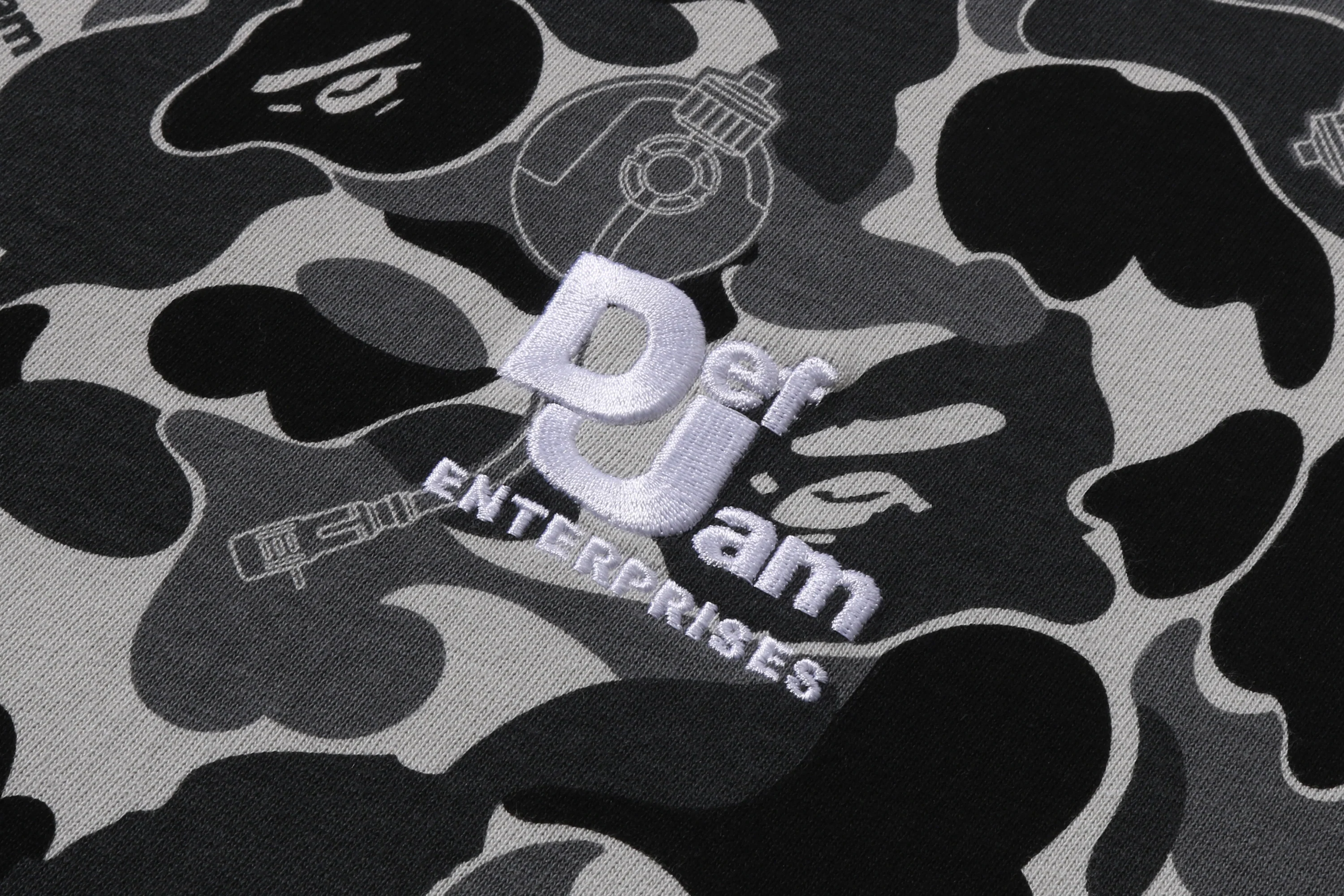 BAPE X DEF JAM CAMO RELAXED FIT TEE - Image 6
